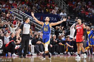 关键球员受 关键球员受