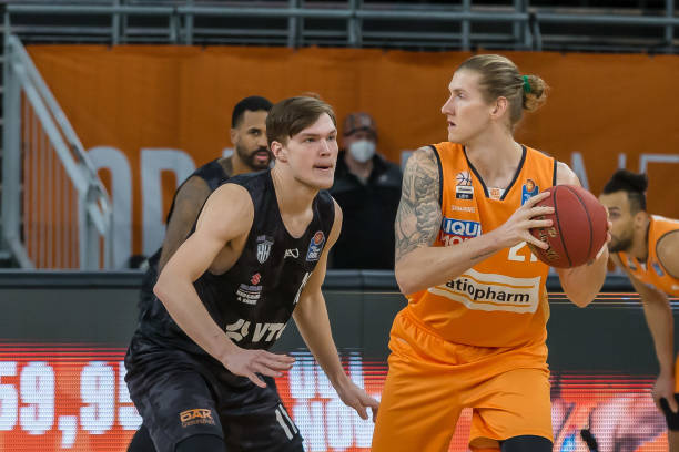 在足球领域 在足球领域