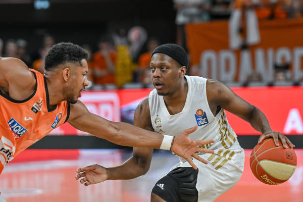 在关键区域 在关键区域